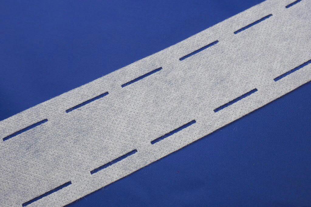 Perfopásek bílý jednoduchý  80+18 g/m2