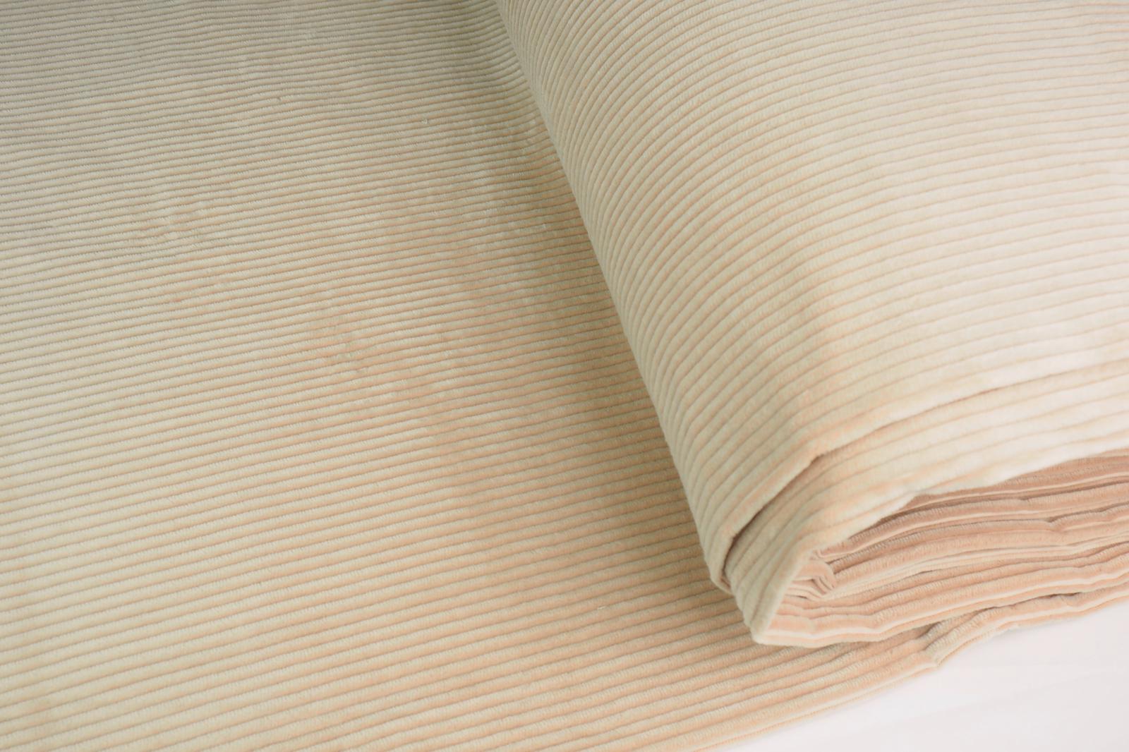 Manšestr smetanový široký