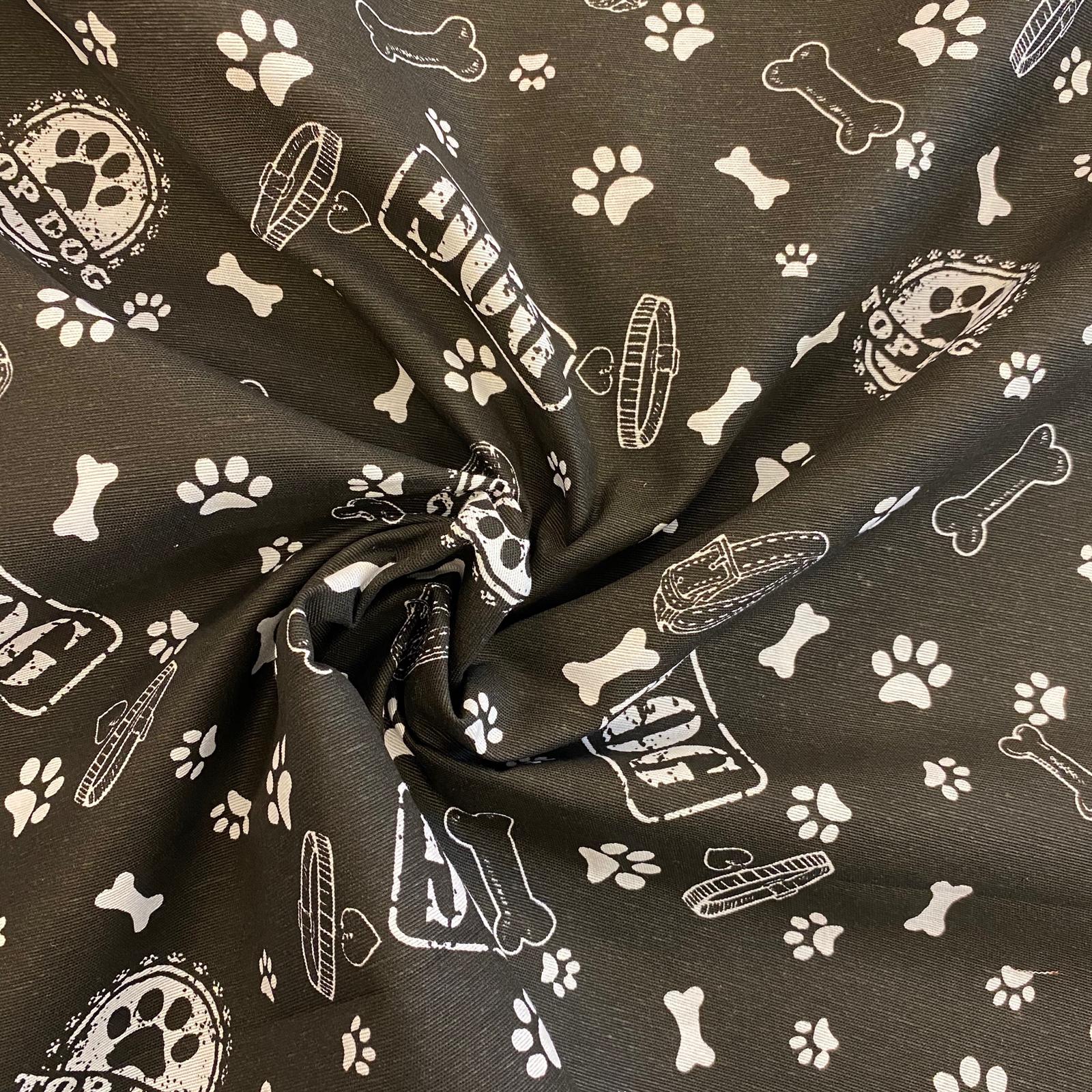 Bavlna režná kostičky a tlapky na černé