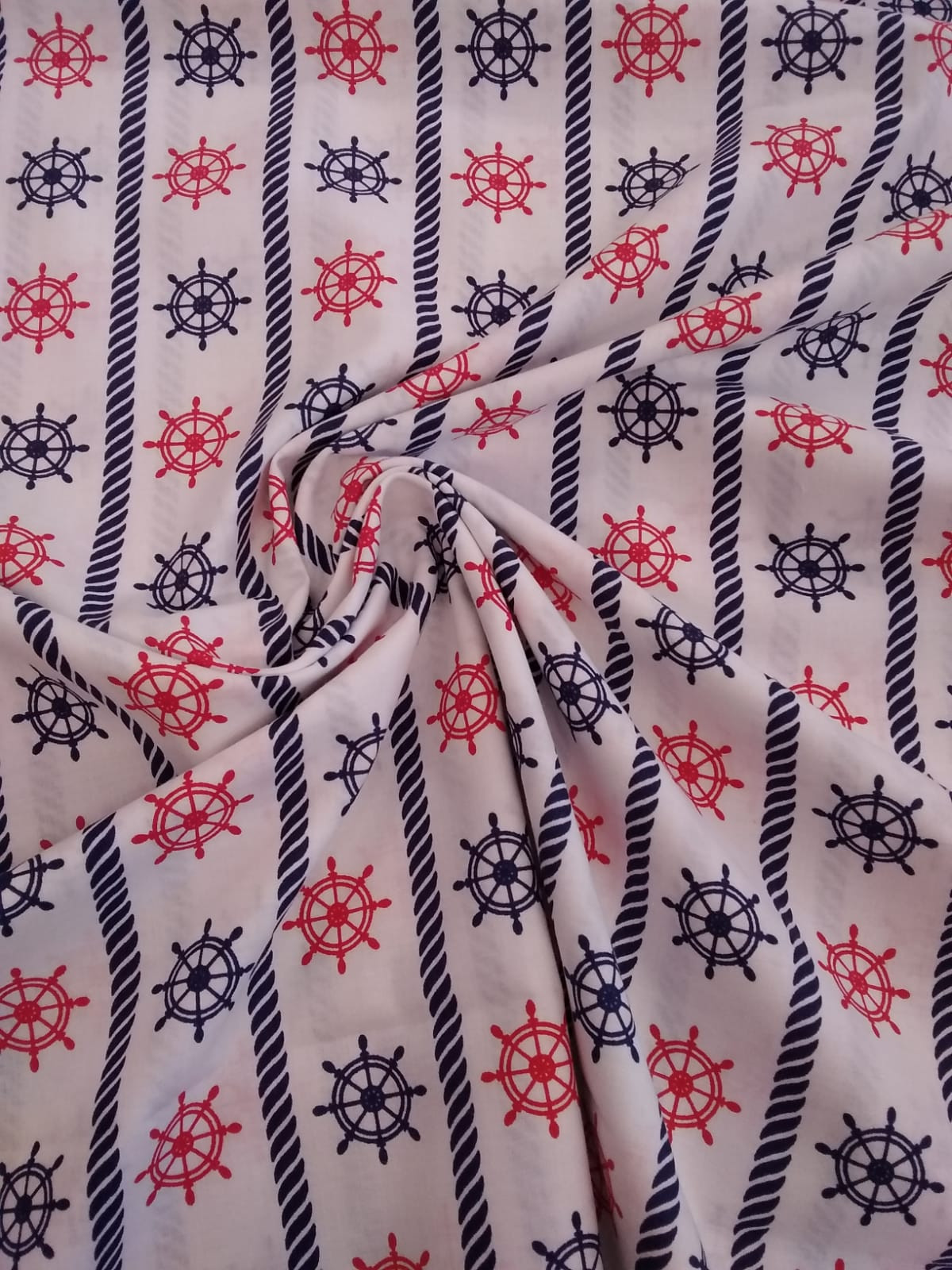 Bavlněné plátno kormidla červeno modrá na bílé