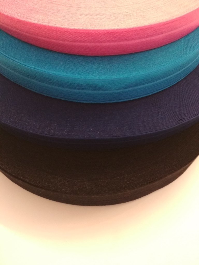 Lemovací elastický proužek 20 mm Barva: Bílá