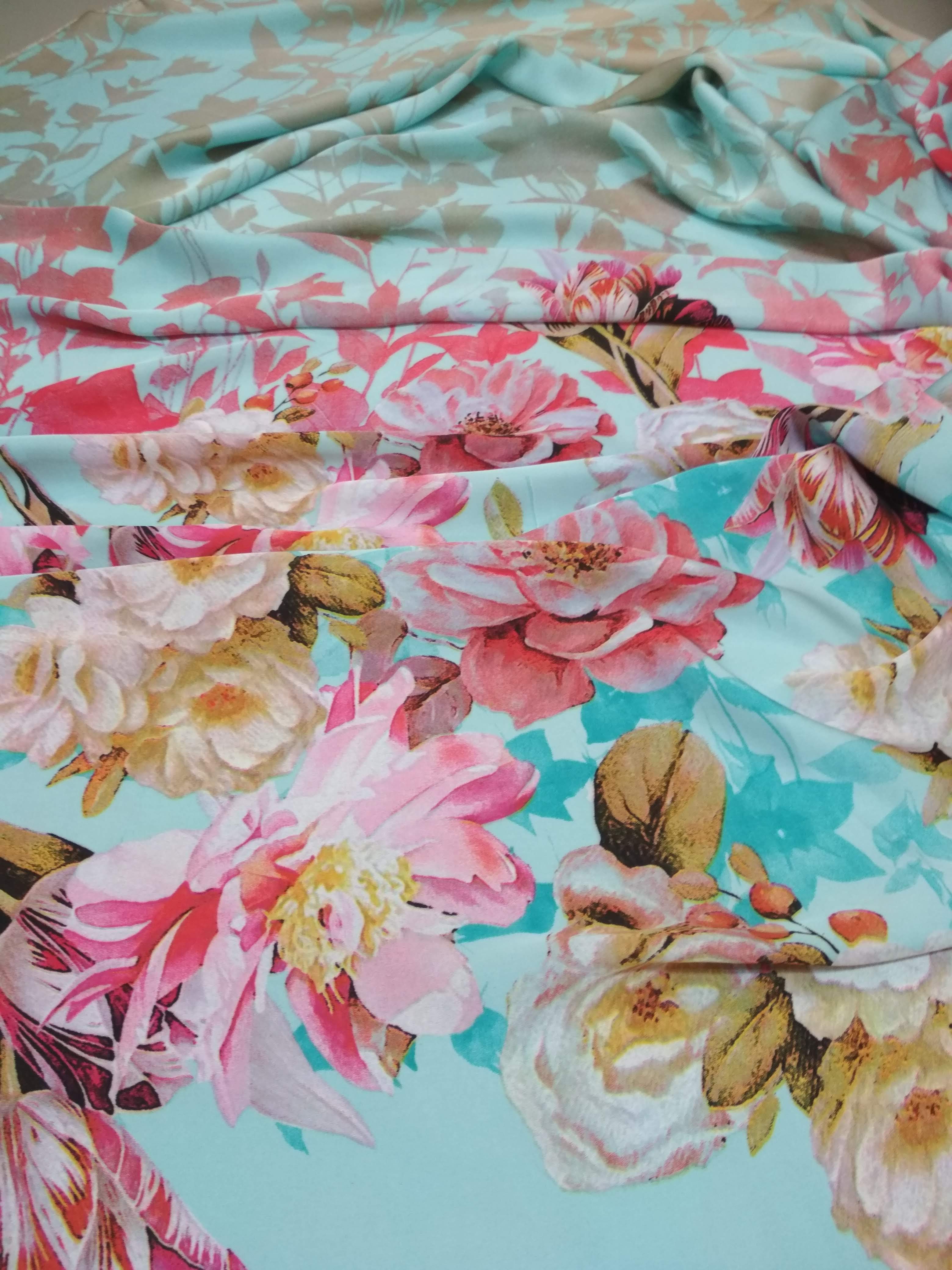 Umělé hedvábí / Silky bordura květů na azurové