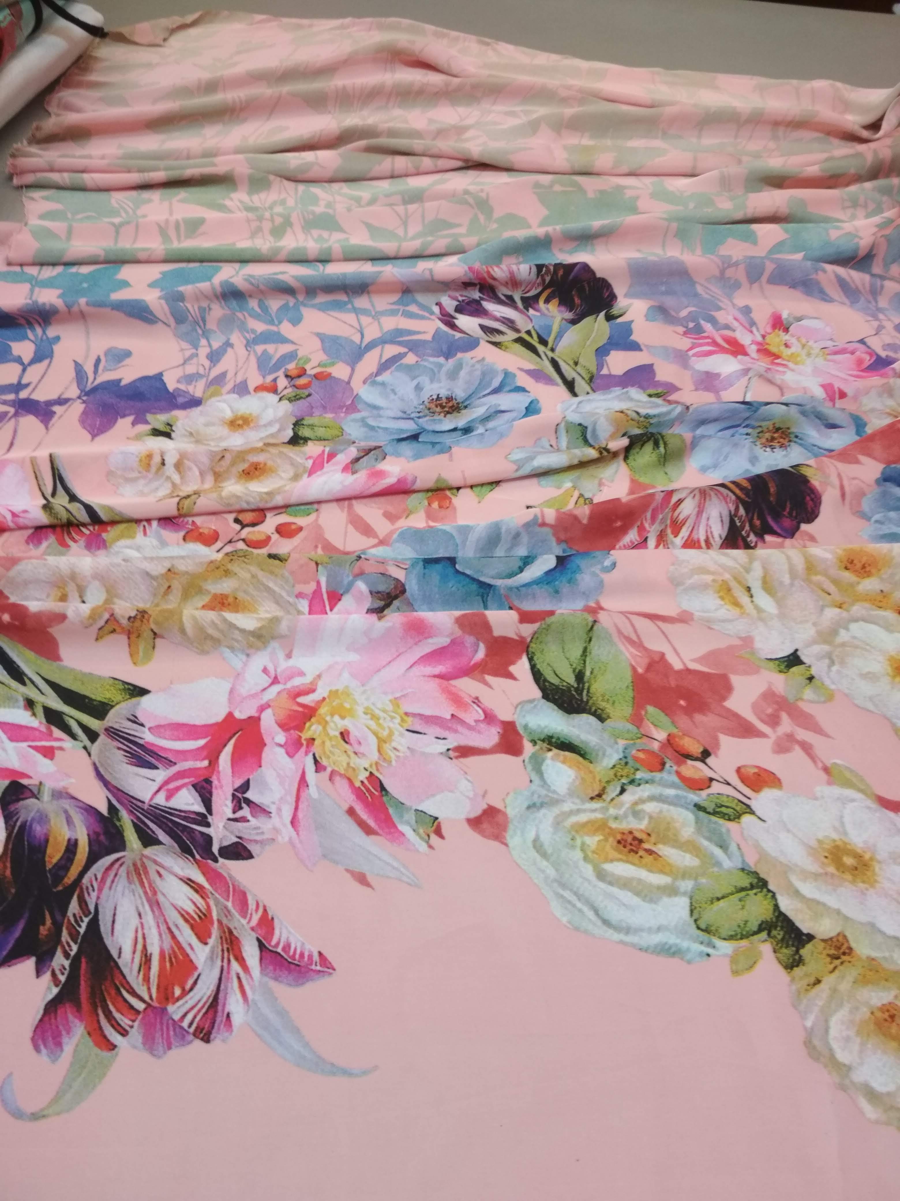 Umělé hedvábí / Silky bordura květů na lososové