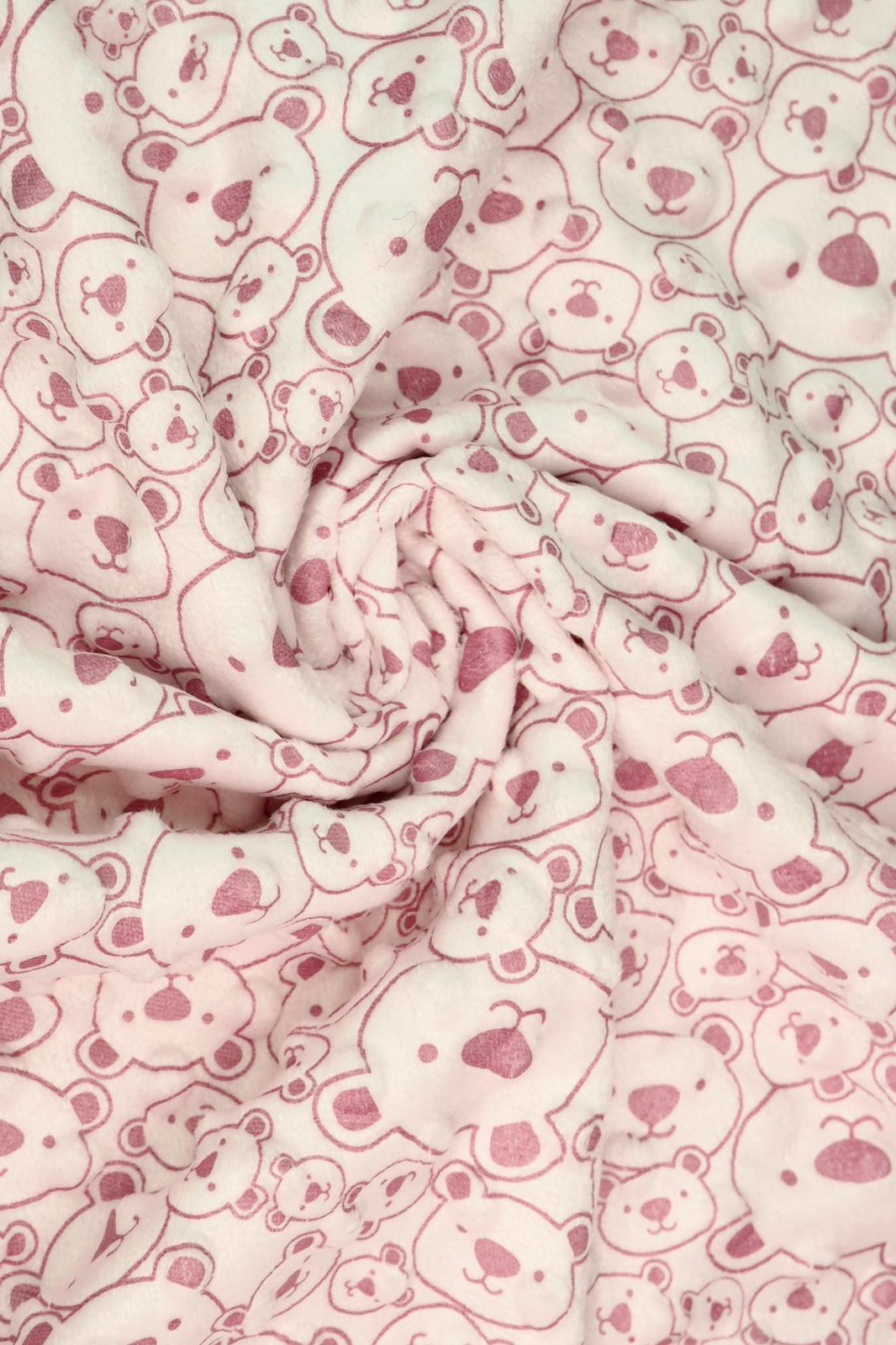 Minky medvídci růžoví na růžové