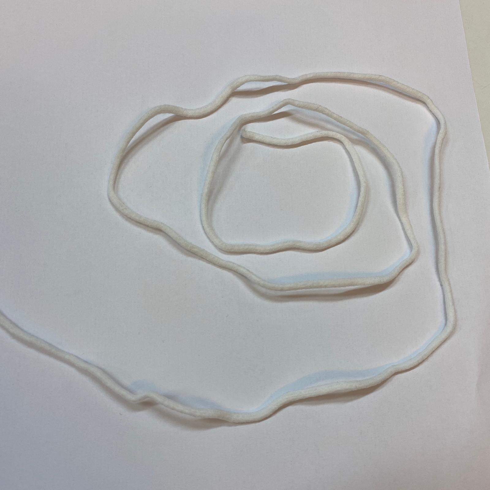 Roušková dutinová pruženka Barva: Bílá