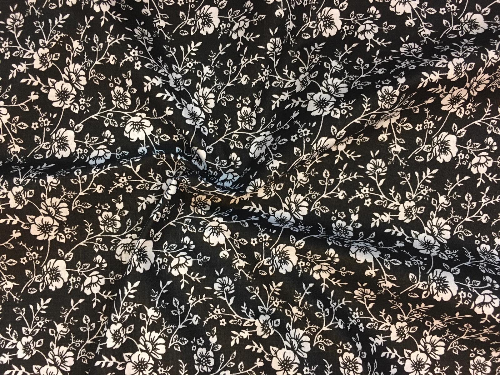 Bavlněné plátno plazivé bílé kvítky na černé