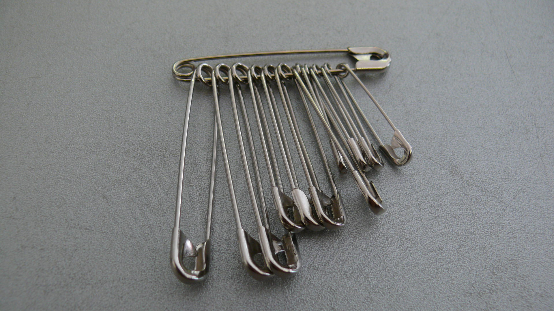 Spínací špendlík svazek vel. 1-3 nikl