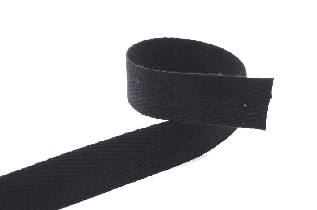 Keprovka šíře 12 mm Barva: Bílá