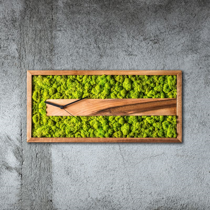 Flower Service s.r.o Mechové hodiny Light Spring ze stařeného ořechového masivu Flower Service s.r.o