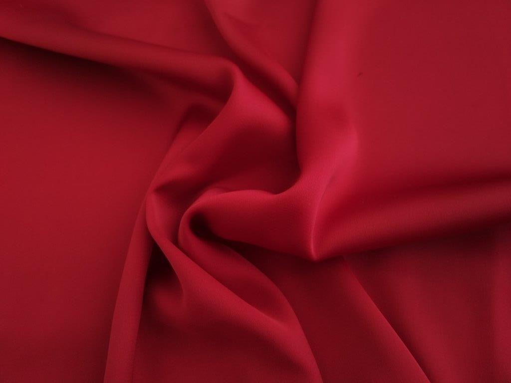 Umělé hedvábí / Silky bordo