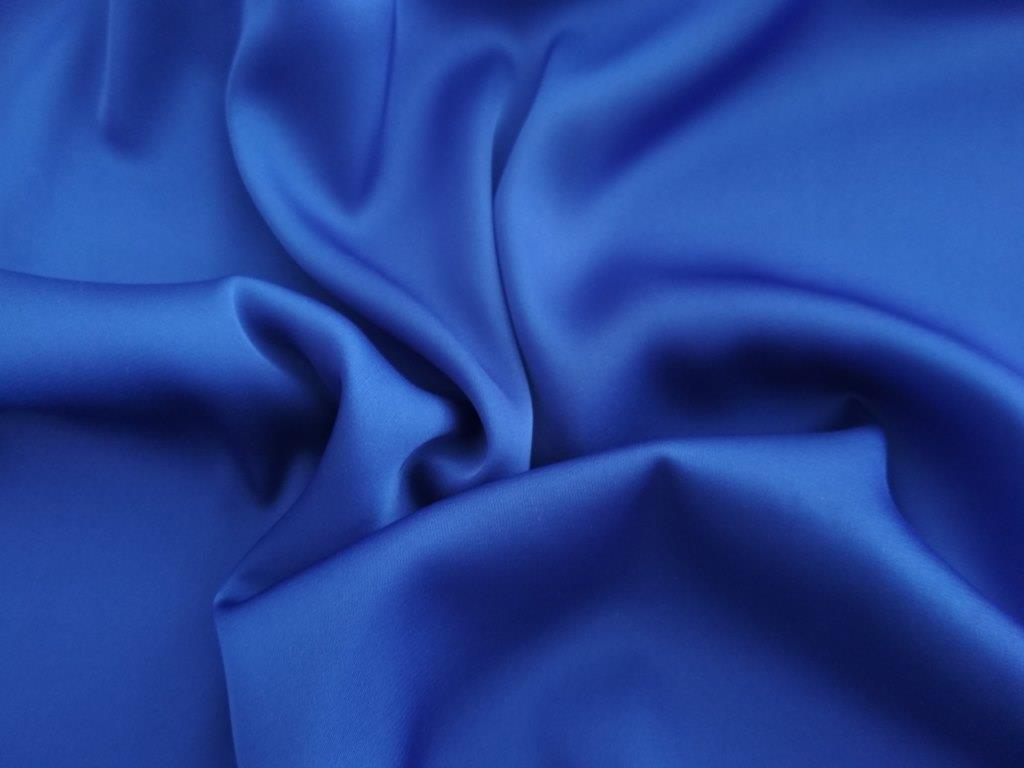 Umělé hedvábí / Silky královsky modré