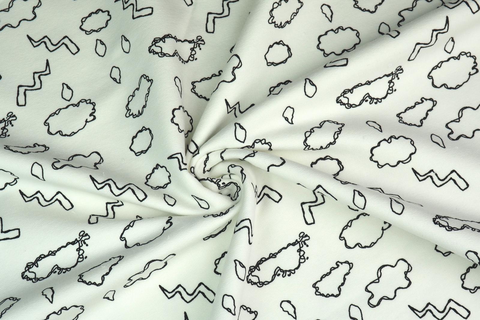 Teplákovina počasí na bílé