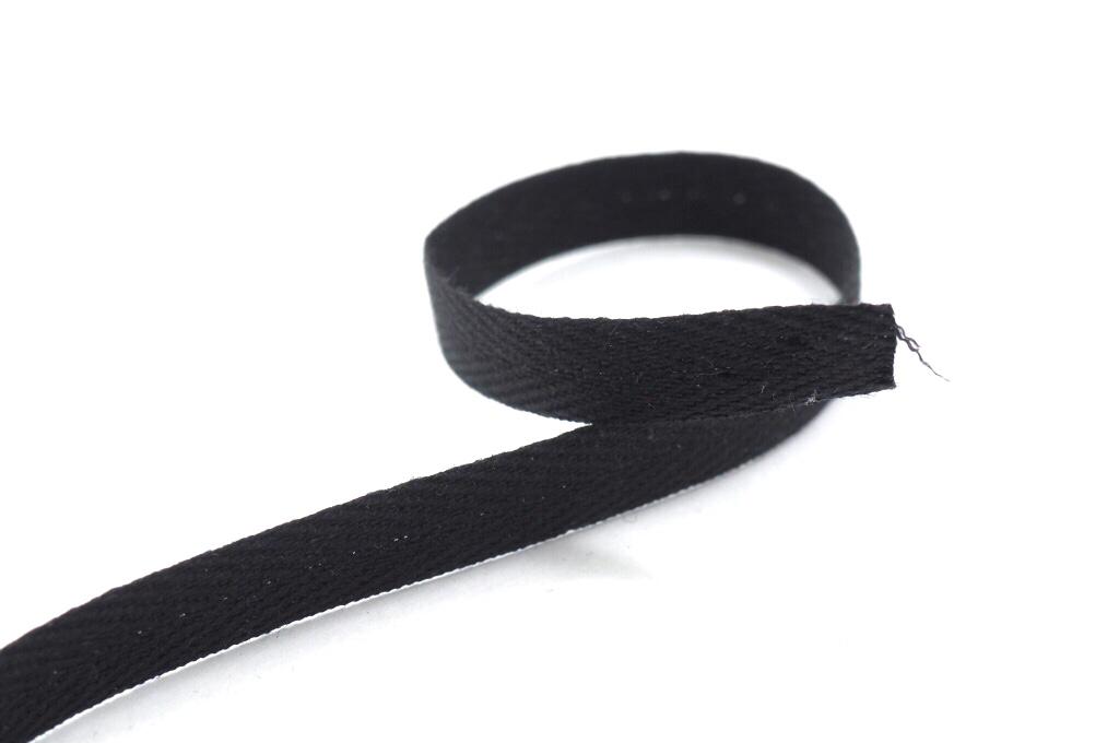 Keprovka šíře 8 mm černá