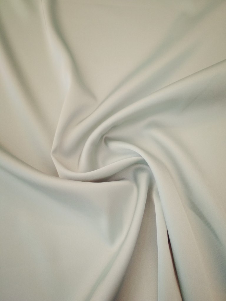 Umělé hedvábí / Silky mint tmavý