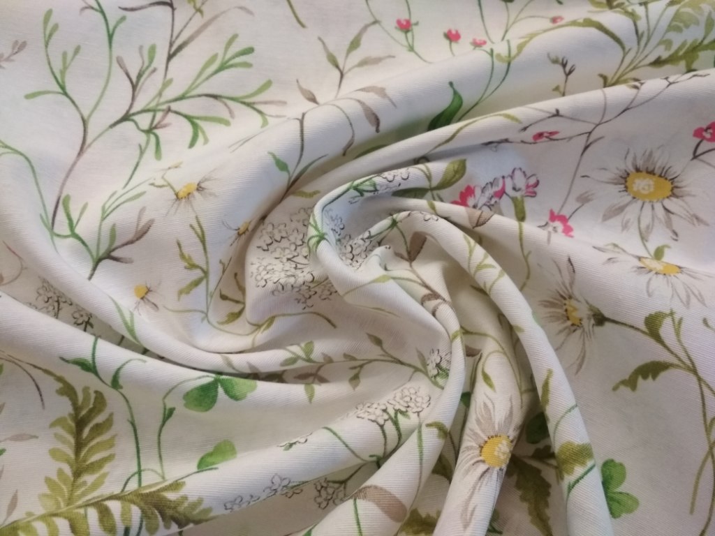 Bavlna režná luční kvítí s kapradím na bílé