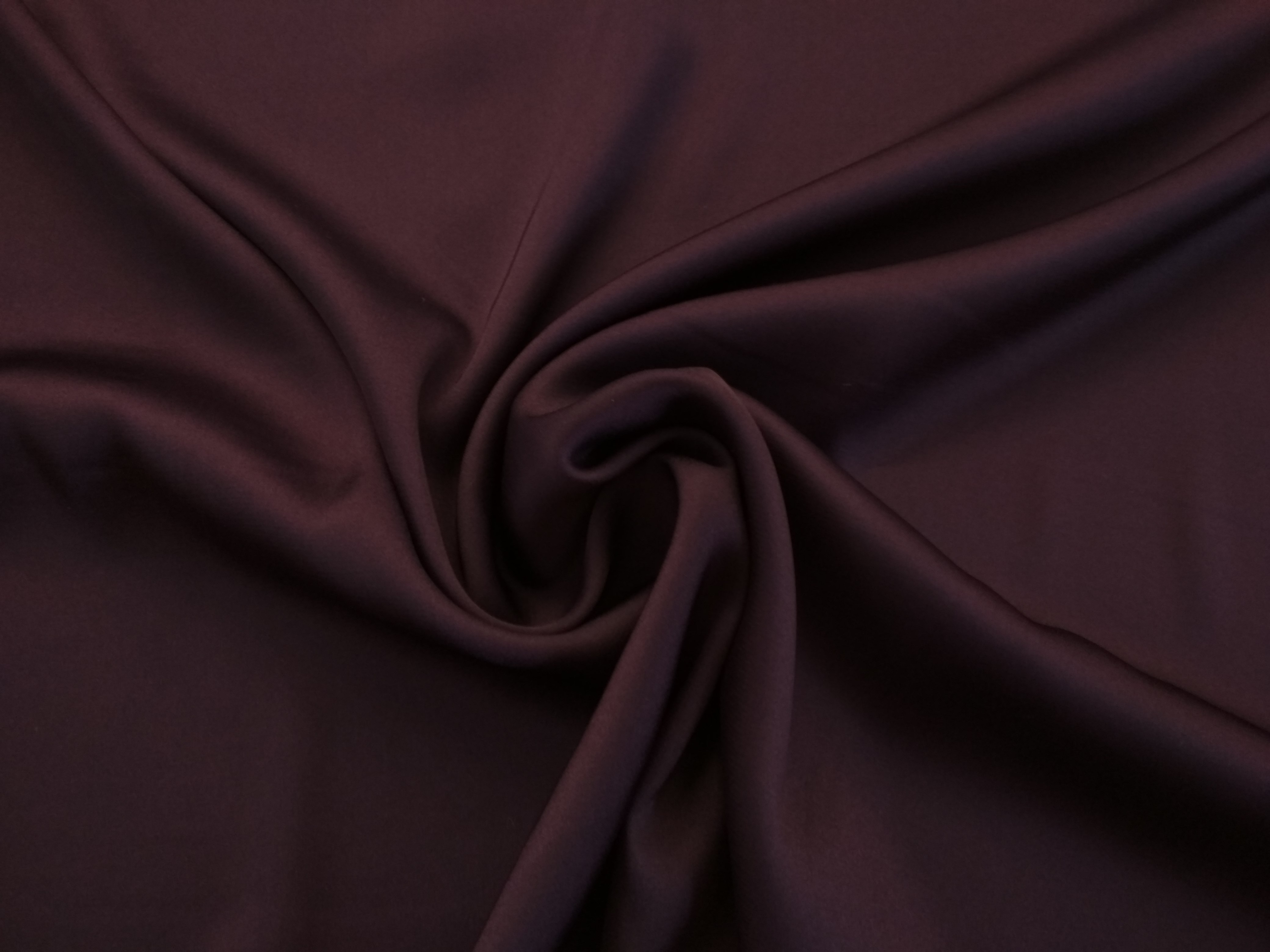 Umělé hedvábí / Silky viola tmavá