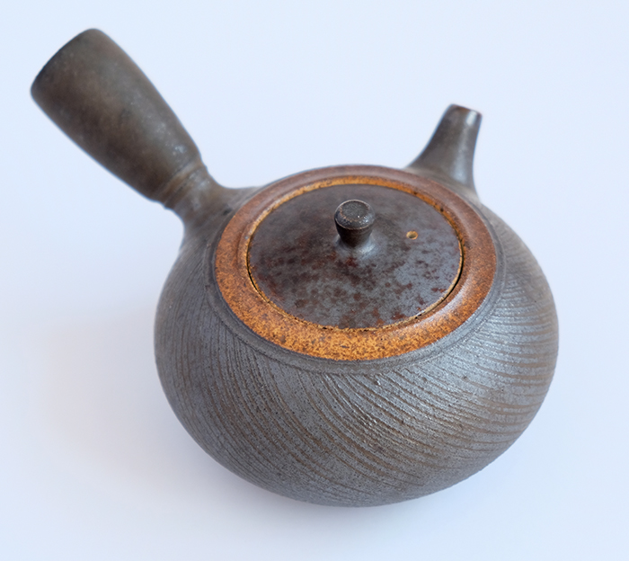 Konvička kjúsú Dark HV Darjeeling.cz