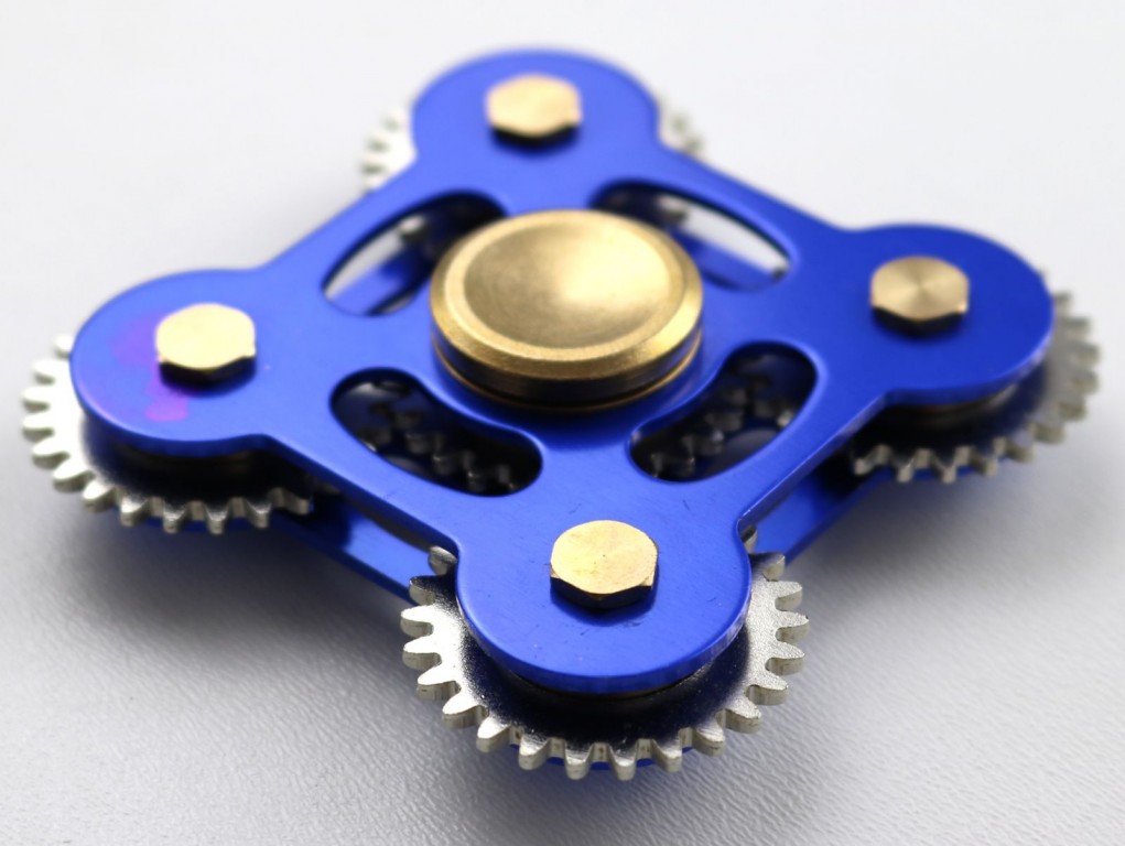 FIDGET SPINNER  ozubené kolo (modré) 'antistresová hračka ' Papermax-cz