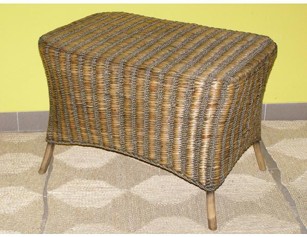 Ratan-klub  Stolek CORUNA - vodní hyacint - mořská tráva Ratan-klub