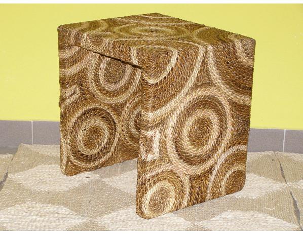 Ratan-klub  Stolek Dion