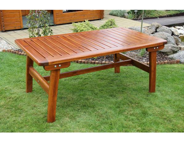 Zahradní stůl Gold-menší Zahradní nábytek – Michal Liška