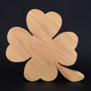 AMADEA Dřevěná dekorace čtyřlístek