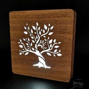 AMADEA Dřevěná lampička s motivem stromu