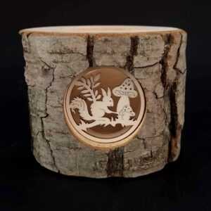 AMADEA Svícen z kůrového kmenu s vkladem - veverka