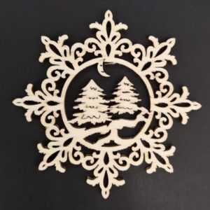 AMADEA Dřevěná ozdoba vločka se stromy 6 cm Bedario-cz