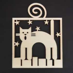 AMADEA Dřevěná ozdoba kočka 9 cm Bedario-cz