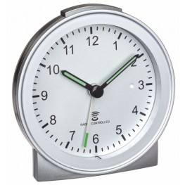 Analogový budík s rádiově řízeným časem TFA 60.1517.54TFA