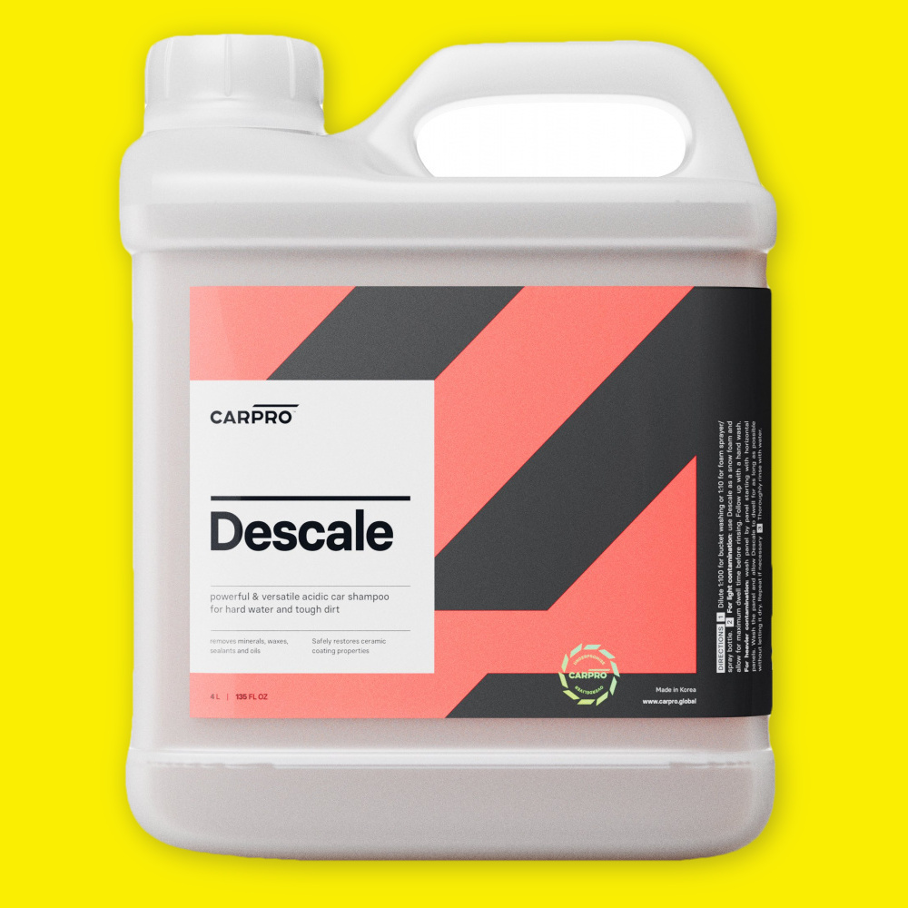 Silný autošampon s kyselým pH CARPRO Descale (4000 ml)CARPRO