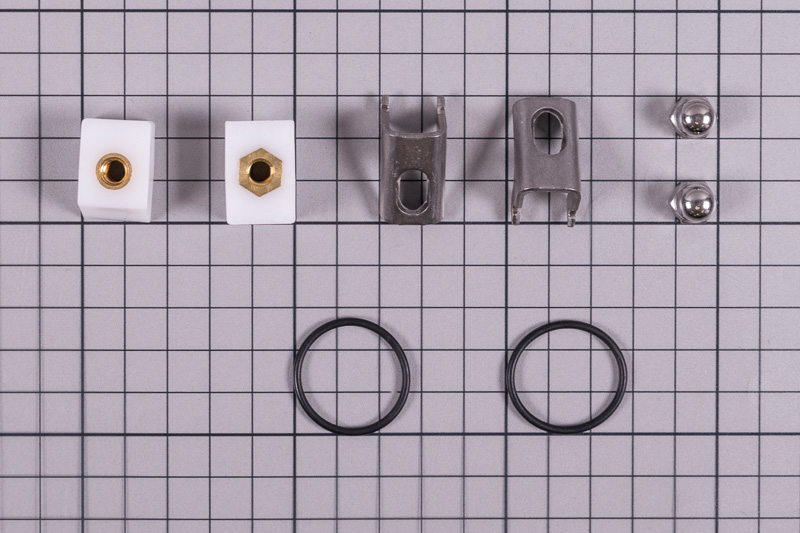 Astralpool Sponka + klínek